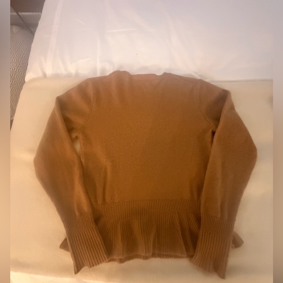 Frame cashmere crew neck peplum sweater - Picture 9 of 10